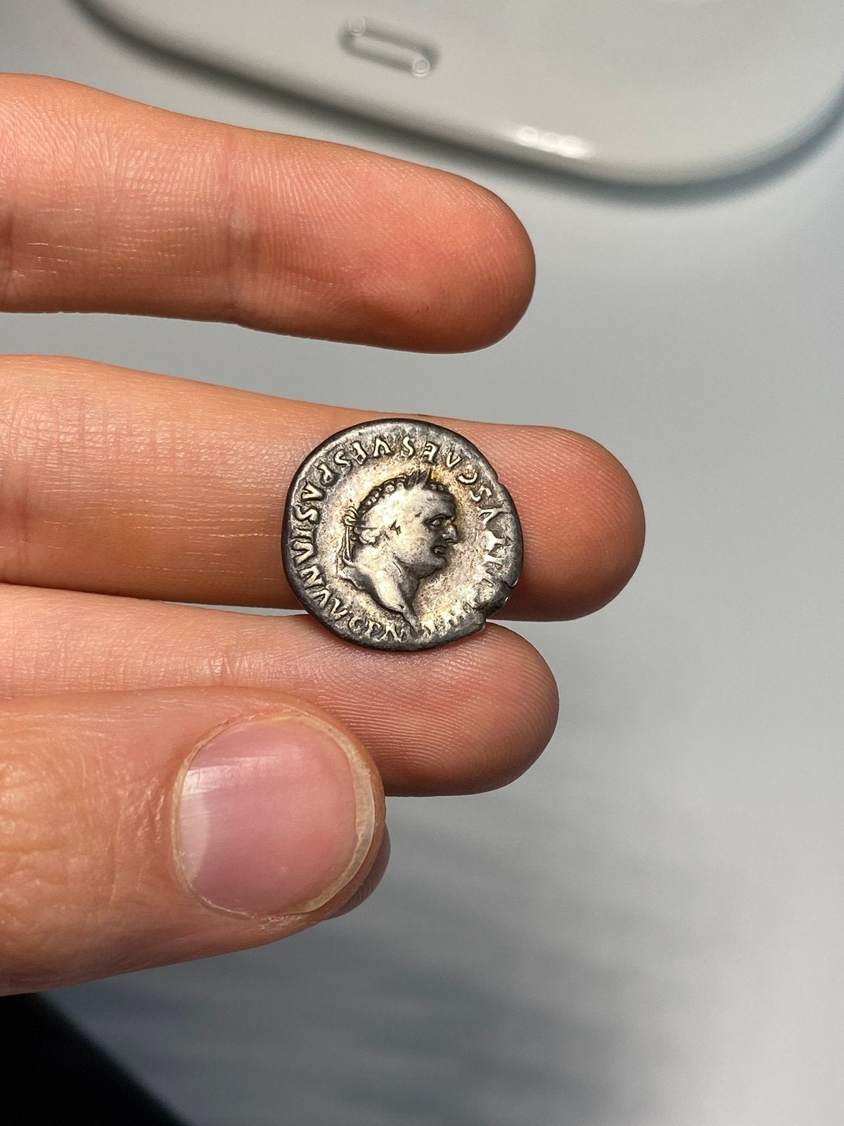 Romeinse munt van keizer Titus - altaar, Ophalen of Verzenden, Italië, Losse munt, Zilver