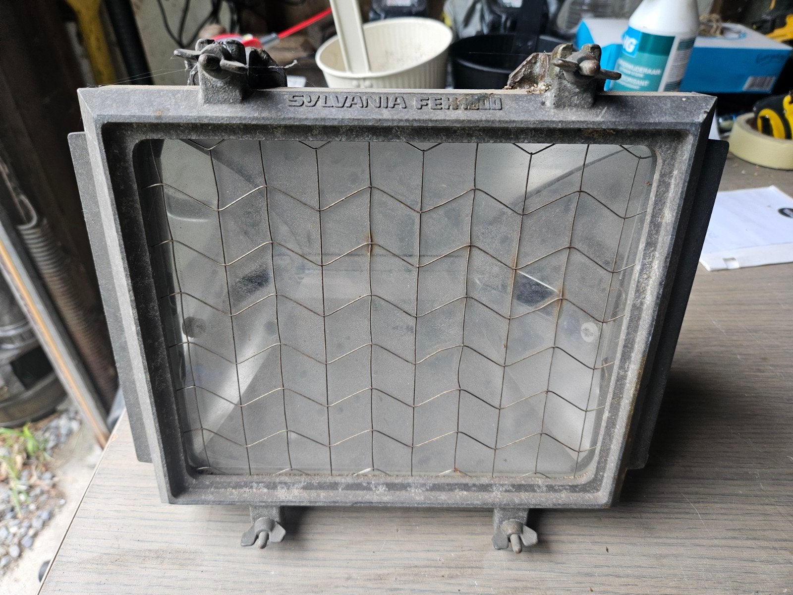 Robuuste tuinspot of werklamp, Ophalen, Gebruikt, Lamp met armatuur
