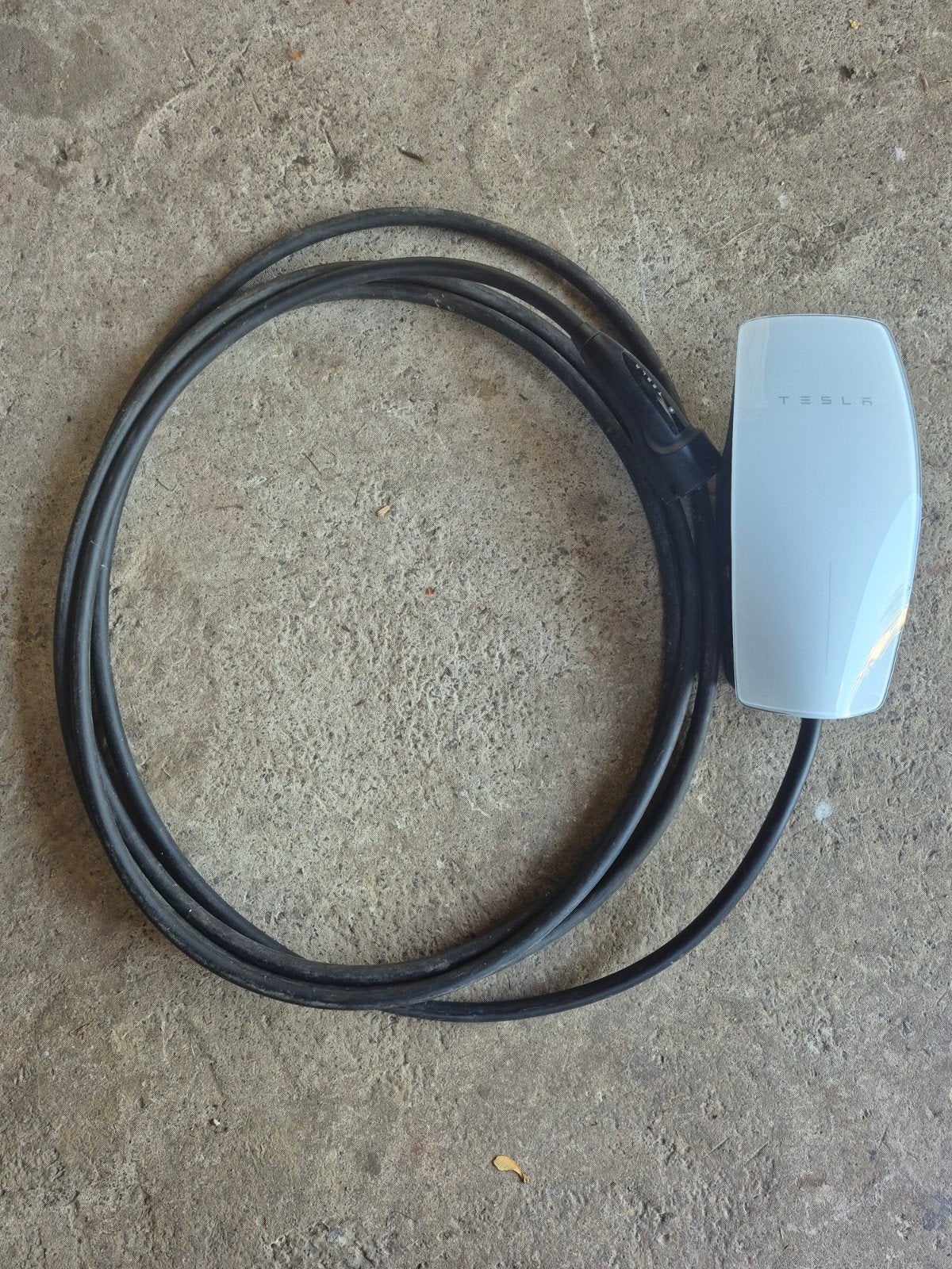 Tesla wallcharger, lader, Ophalen, Zo goed als nieuw