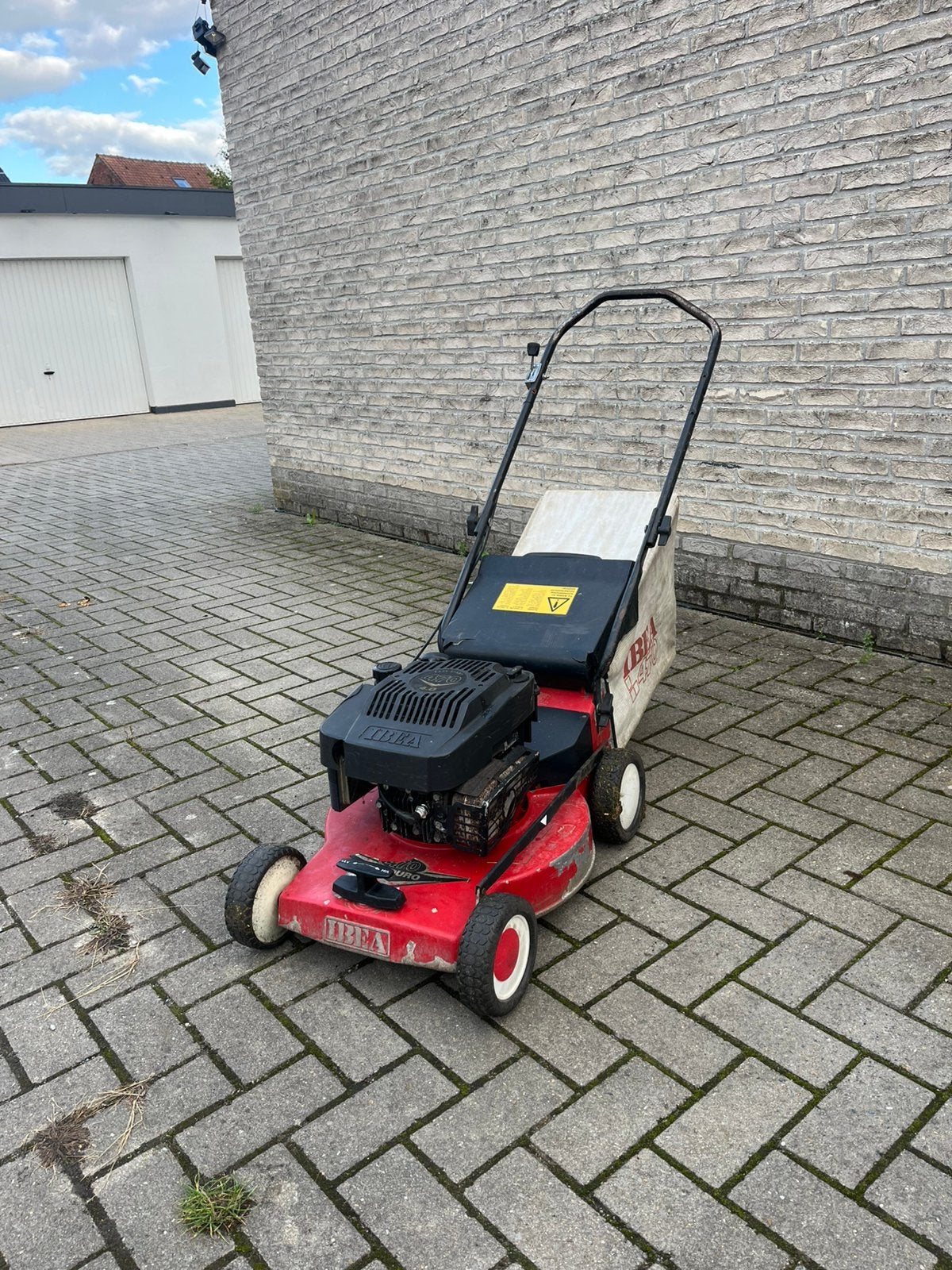 IBEA 470 benzine grasmaaier – aluminium maaidek, Ophalen, Gebruikt, Benzine-grasmaaier