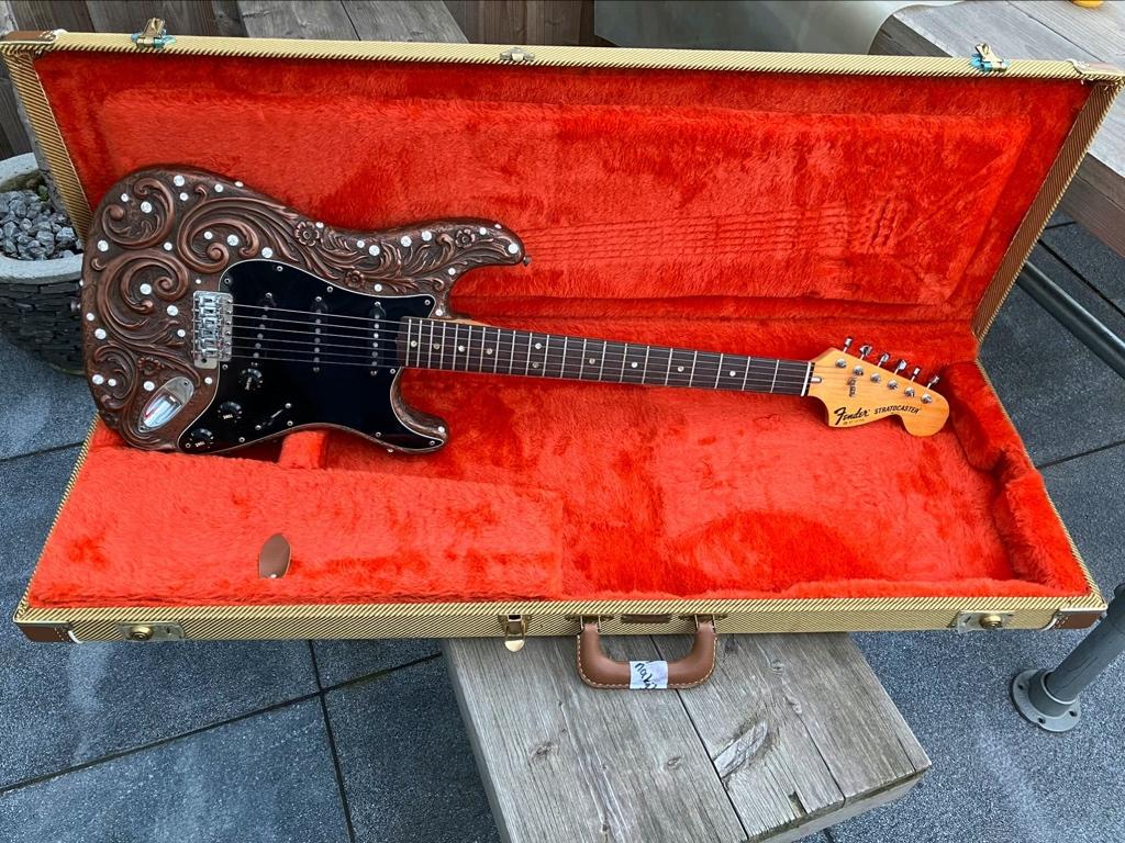 Fender Rhinestone Stratocaster 70s (serial number 3), Enlèvement ou Envoi