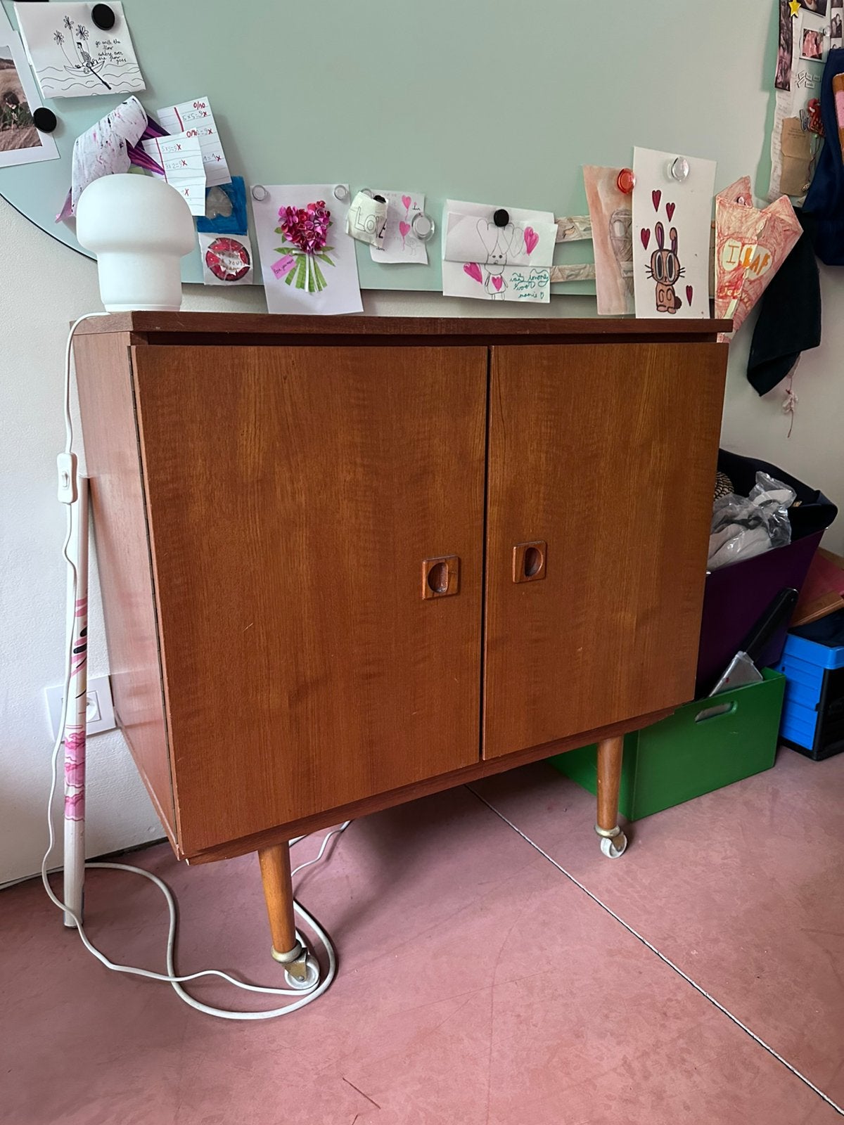 Vintage retro kast / jarenb50-60 / teak fineer, Huis en Inrichting, Kasten | Dressoirs, Ophalen, Gebruikt
