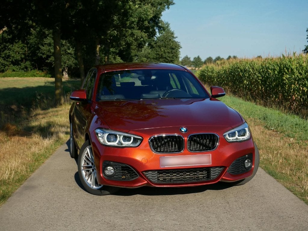 BMW 116i M-Pakket – Valencia Orange Metallic – 108.166 km, Autos, Cuir, Achat, Euro 6, Boîte manuelle