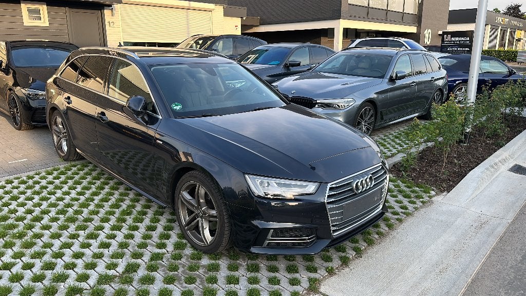 Audi A4 Avant 2.0 TDI Ultra S-Line Avant, Auto's, 1694 kg, 4 cilinders, A4, Zwart