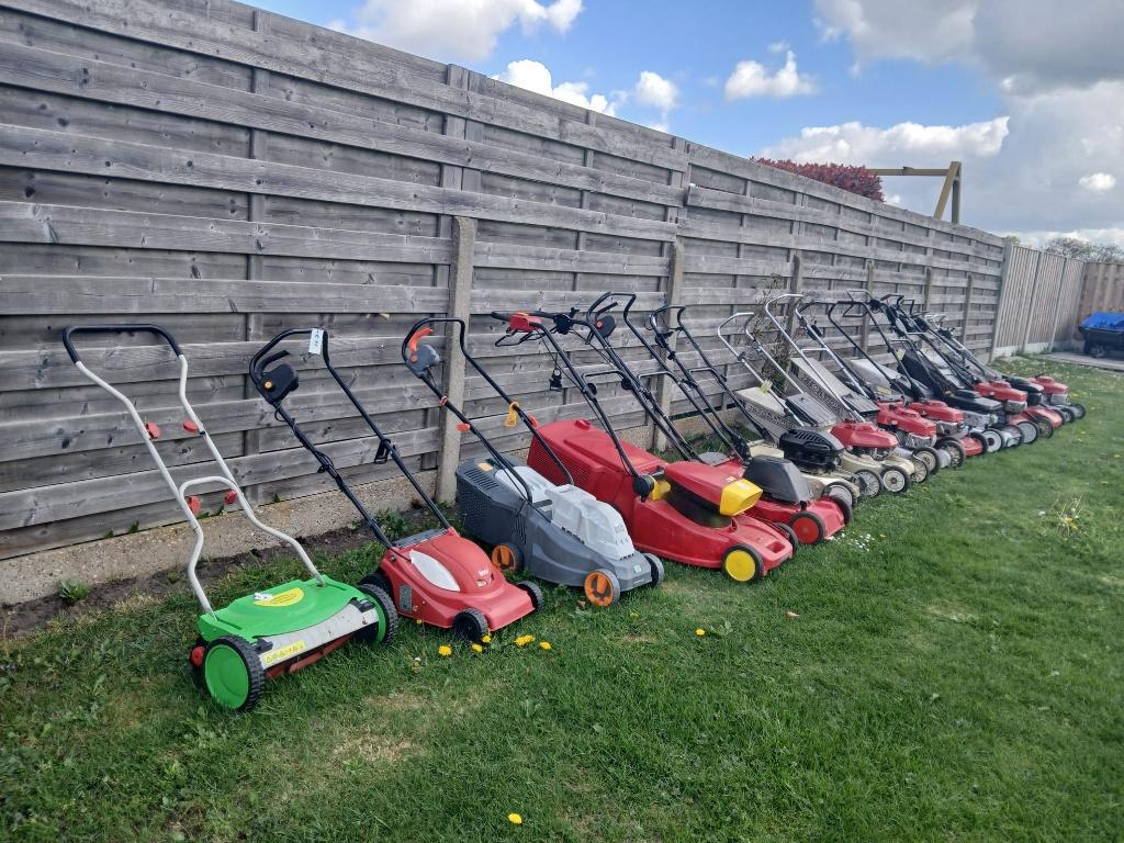 Grasmachines & tuinmachines (NIEUW & LICHTGEBRUIKT!), Tuin en Terras, Grasmaaiers, Ophalen, Zo goed als nieuw