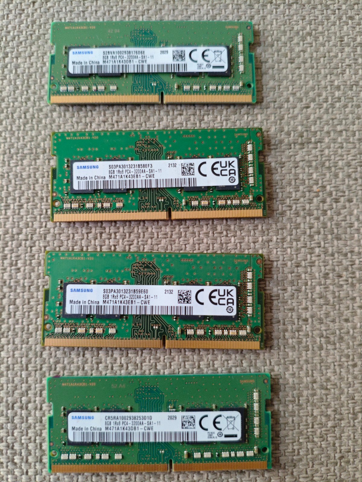 Samsung 8GB DDR4-3200 SO-DIMM, DDR4, 8 GB, Ophalen of Verzenden, Zo goed als nieuw