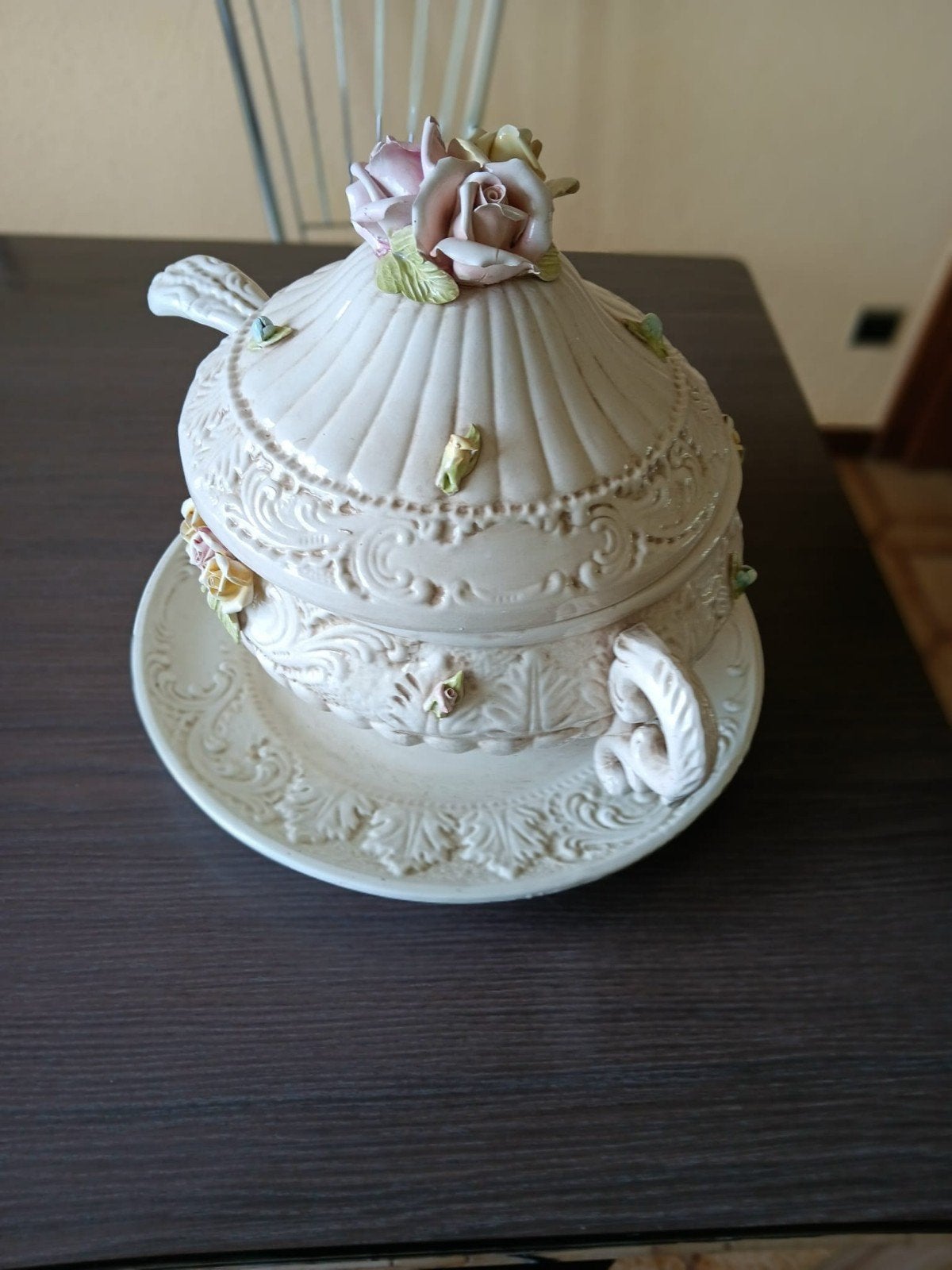 Soupière d'apparat vintage, Enlèvement