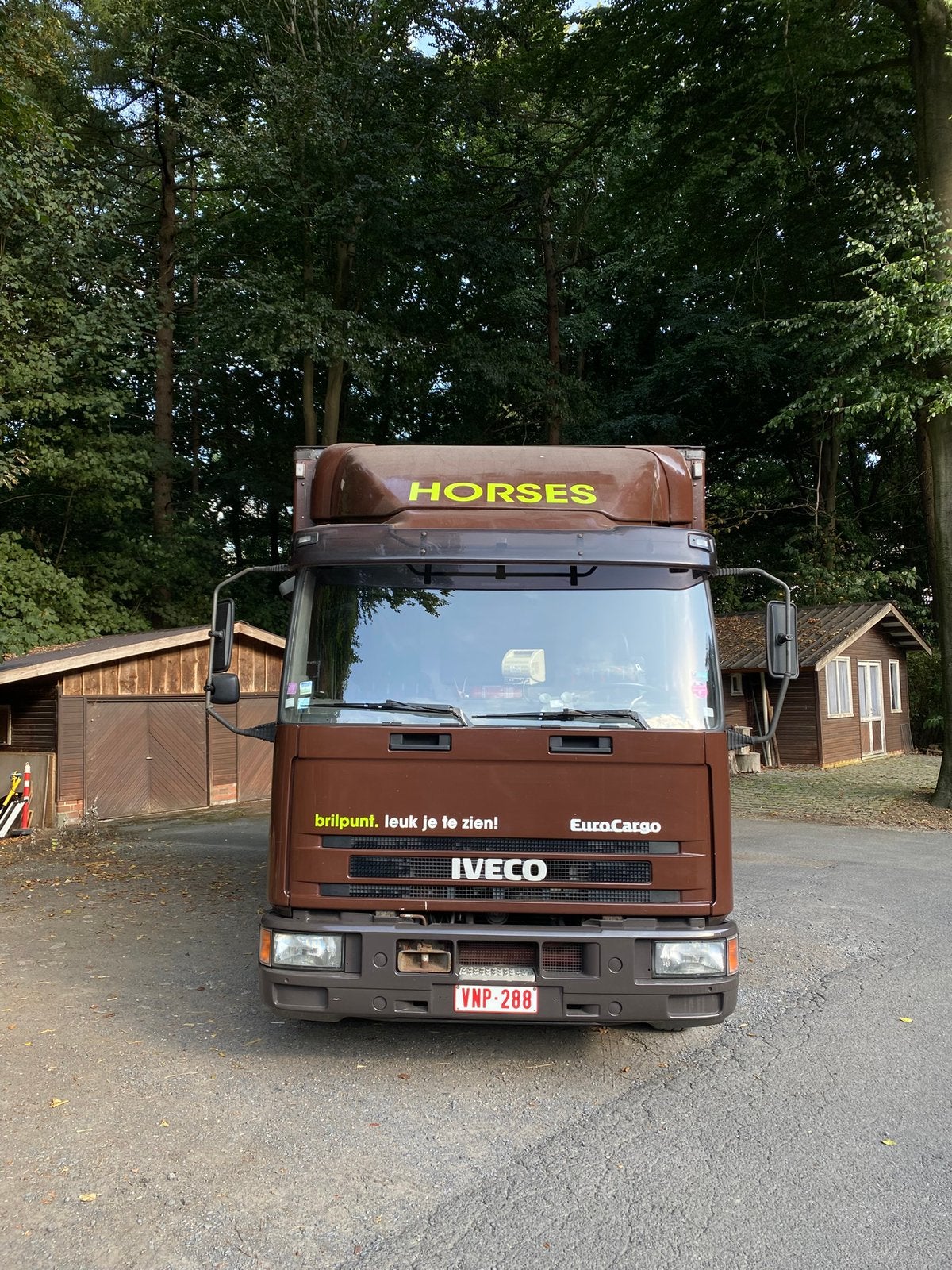 Iveco paardenvrachtwagen te koop, Dieren en Toebehoren, Paarden en Pony's | Trailers en Aanhangwagens, Ophalen, Gebruikt, 3-paards trailer