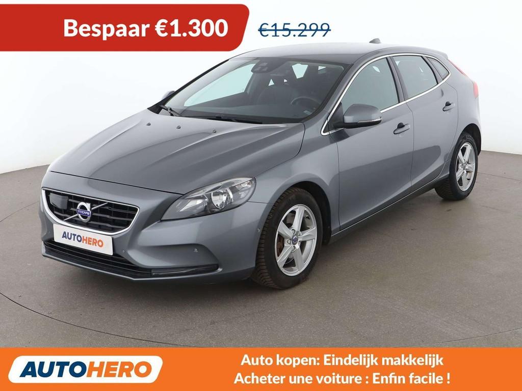 Volvo V40 1.5 Summum (bj 2015, automaat), Auto's, https://public.car-pass.be/vhr/843a11fc-ecf2-44e6-ba60-e302f61500ea, 122 pk