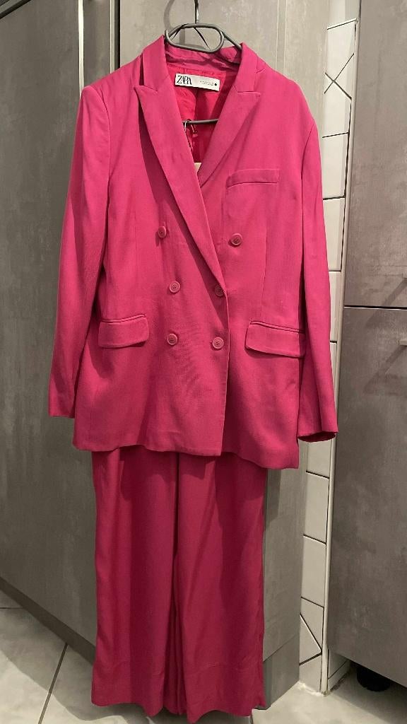 ZARA S/M fuchsiaroze BROEK BLAZER, Kleding | Dames, Kostuum of Pak, Zara, Ophalen of Verzenden, Zo goed als nieuw