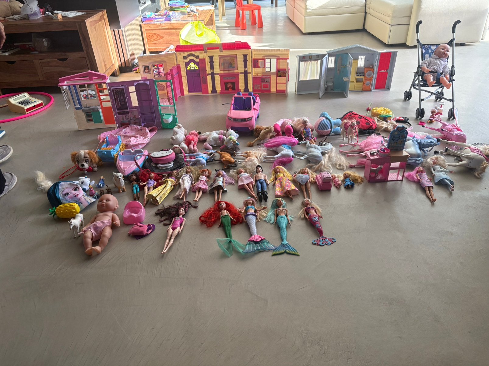 Lot de jouet fille de qualité, Enfants & Bébés, Enlèvement, Utilisé, Barbie