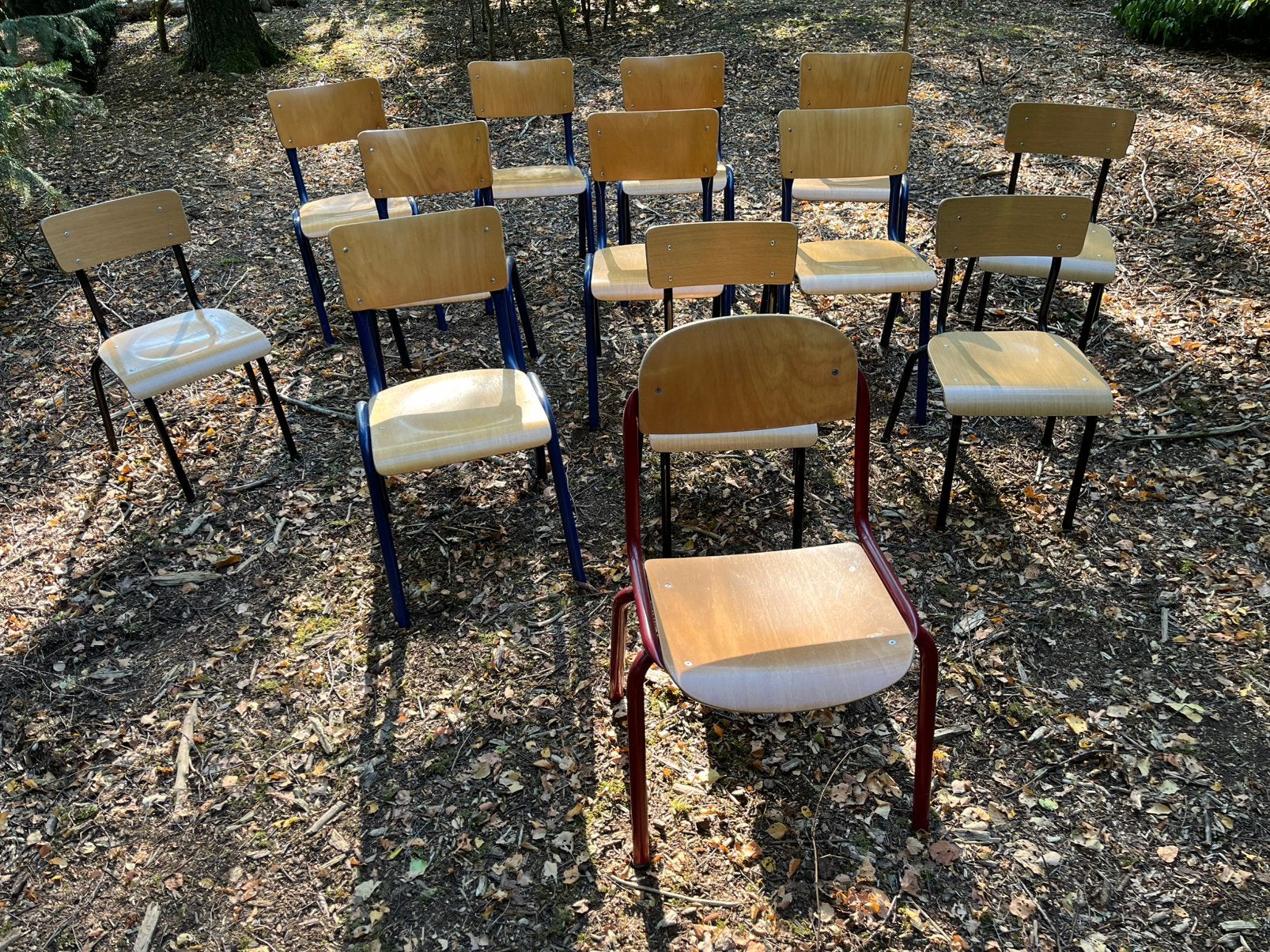 Vintage schoolstoeltjes, Ophalen
