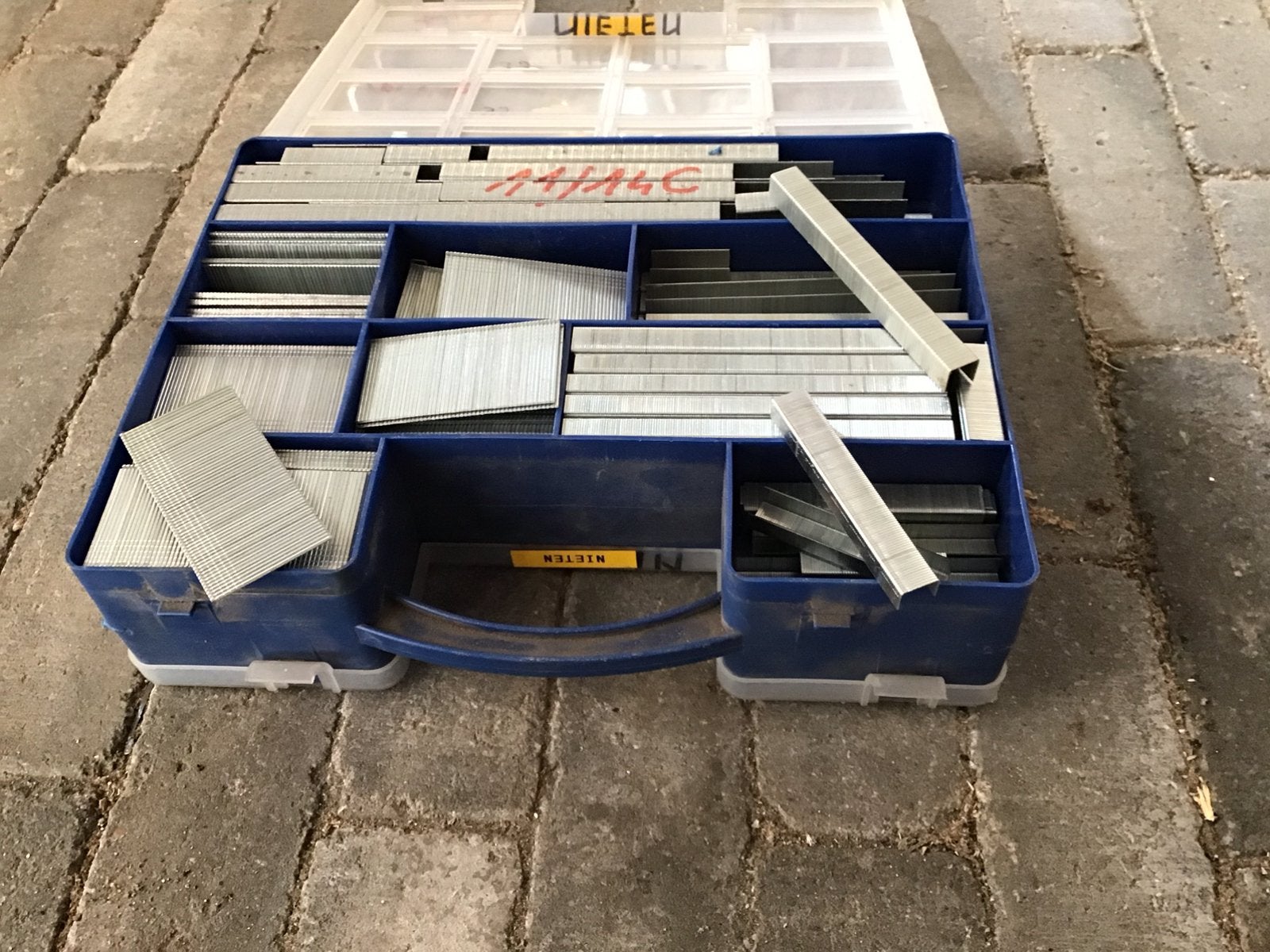Nieten voor nietpistool, Doe-het-zelf en Bouw, Gereedschap | Handgereedschap, Ophalen, Nieuw