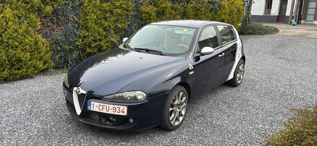 Alfa Romeo 147 jtd 16v boîte 6 136cv, Autos, Cuir, Achat, Beige, Boîte manuelle