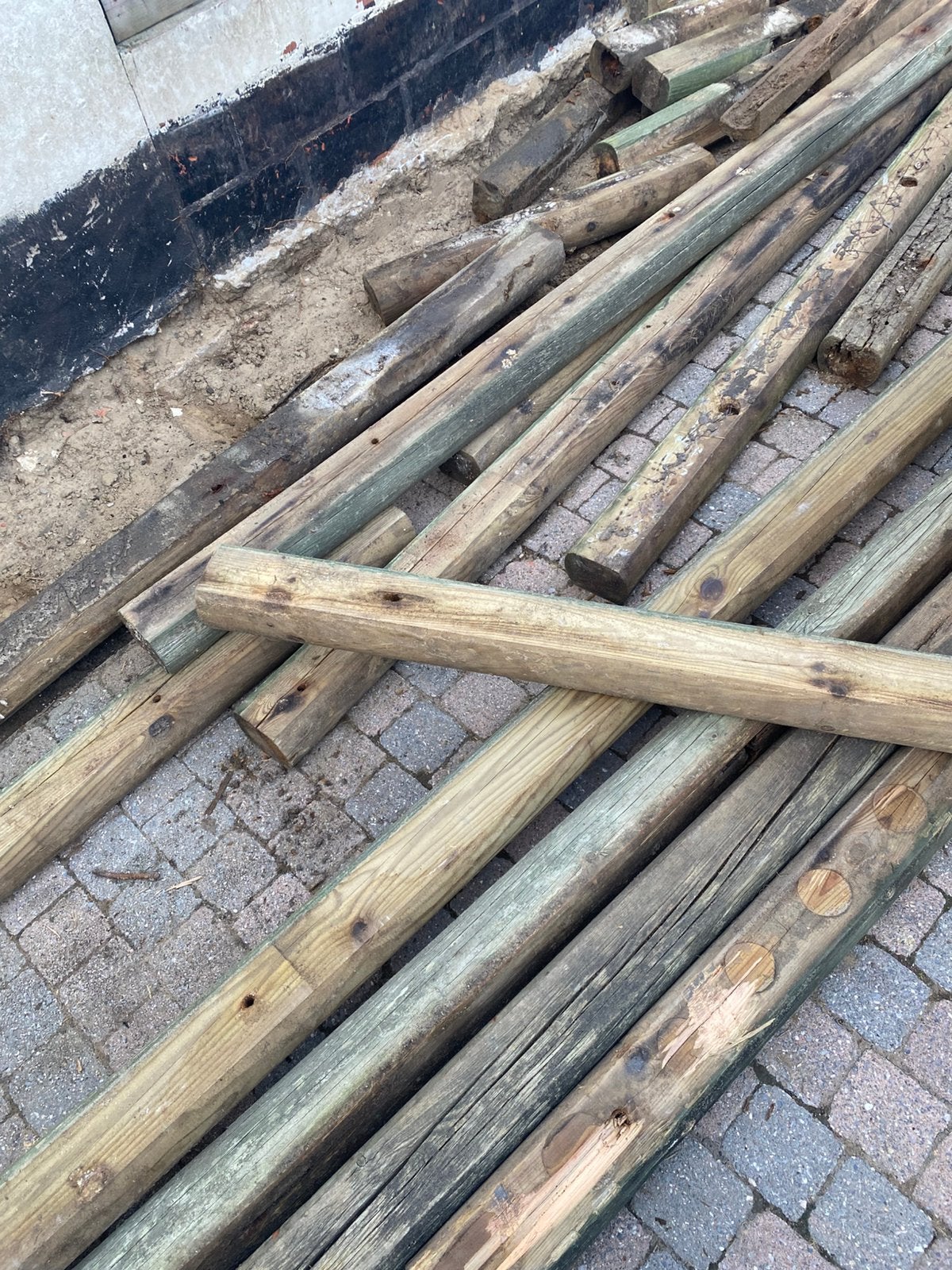Houten balken, Tuin en Terras, Ophalen, Zo goed als nieuw, Balken