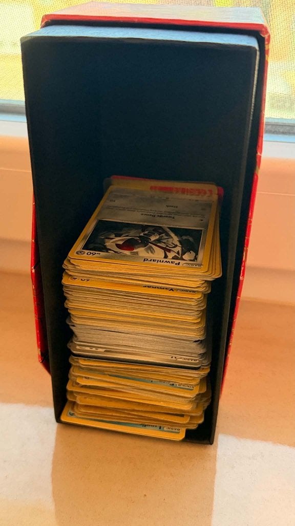 Pokémon:  268 Pokémon kaarten MIX Halfvolle ETB, Hobby en Vrije tijd, Ophalen of Verzenden, Gebruikt, Meerdere kaarten