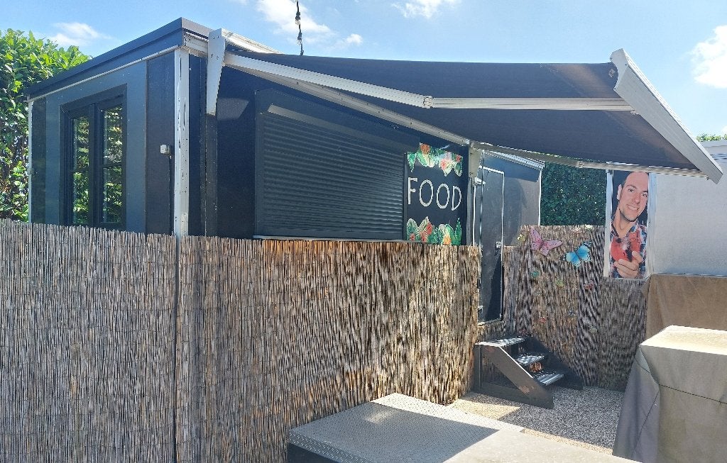 Unieke TOP-foodtruck / verkoopwagen / aanhangwagen, Articles professionnels, Stock & Retail | Voitures, Enlèvement
