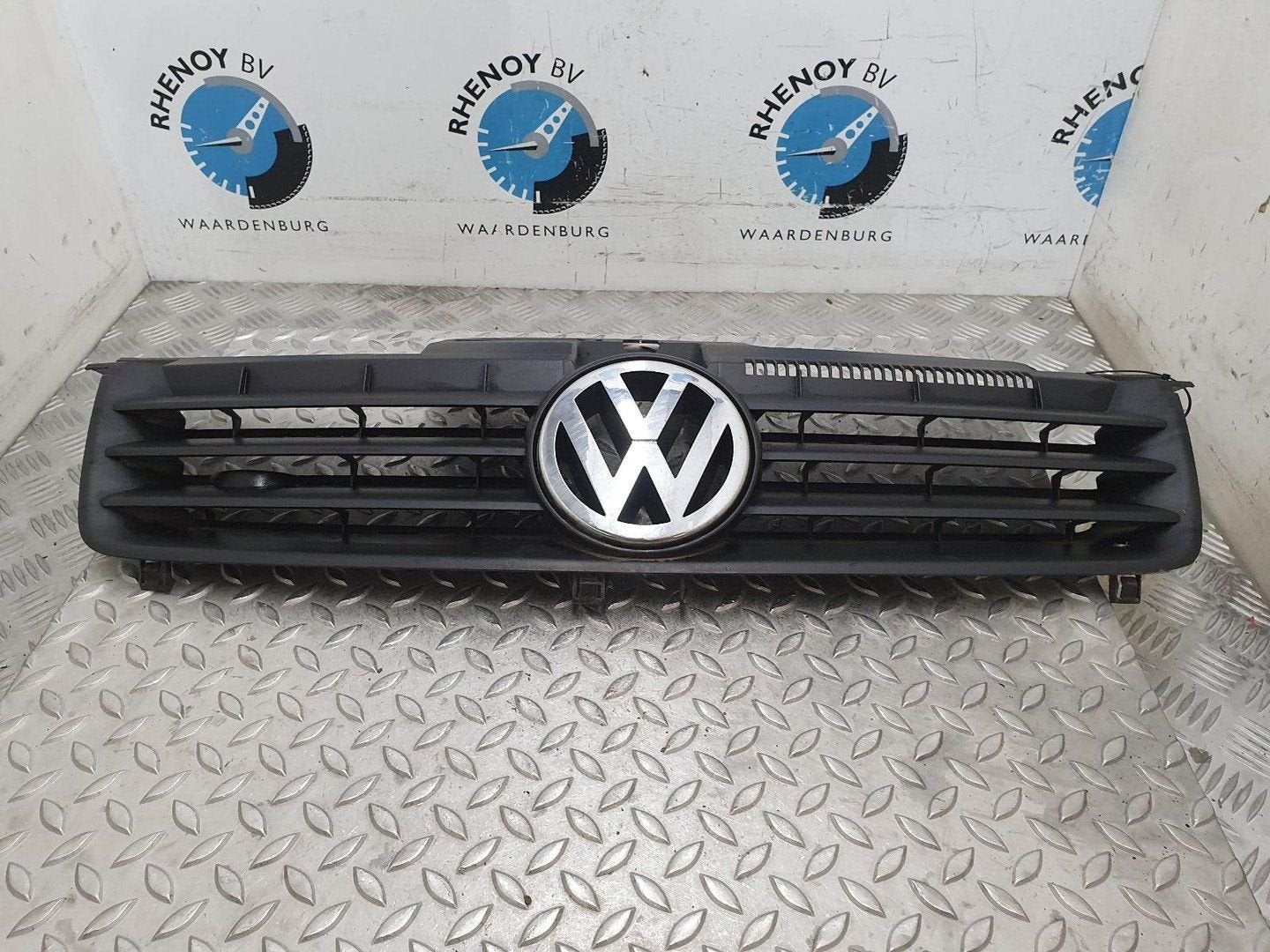 VOLKSWAGEN POLO 1.4-16V Turijn GRILLE 2005, Enlèvement ou Envoi, Utilisé, ARN reconnu