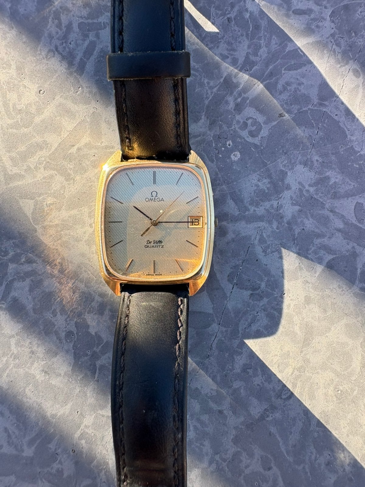 Montre Omega de cille quartz vintage, Bijoux, Sacs & Beauté, Enlèvement, Omega