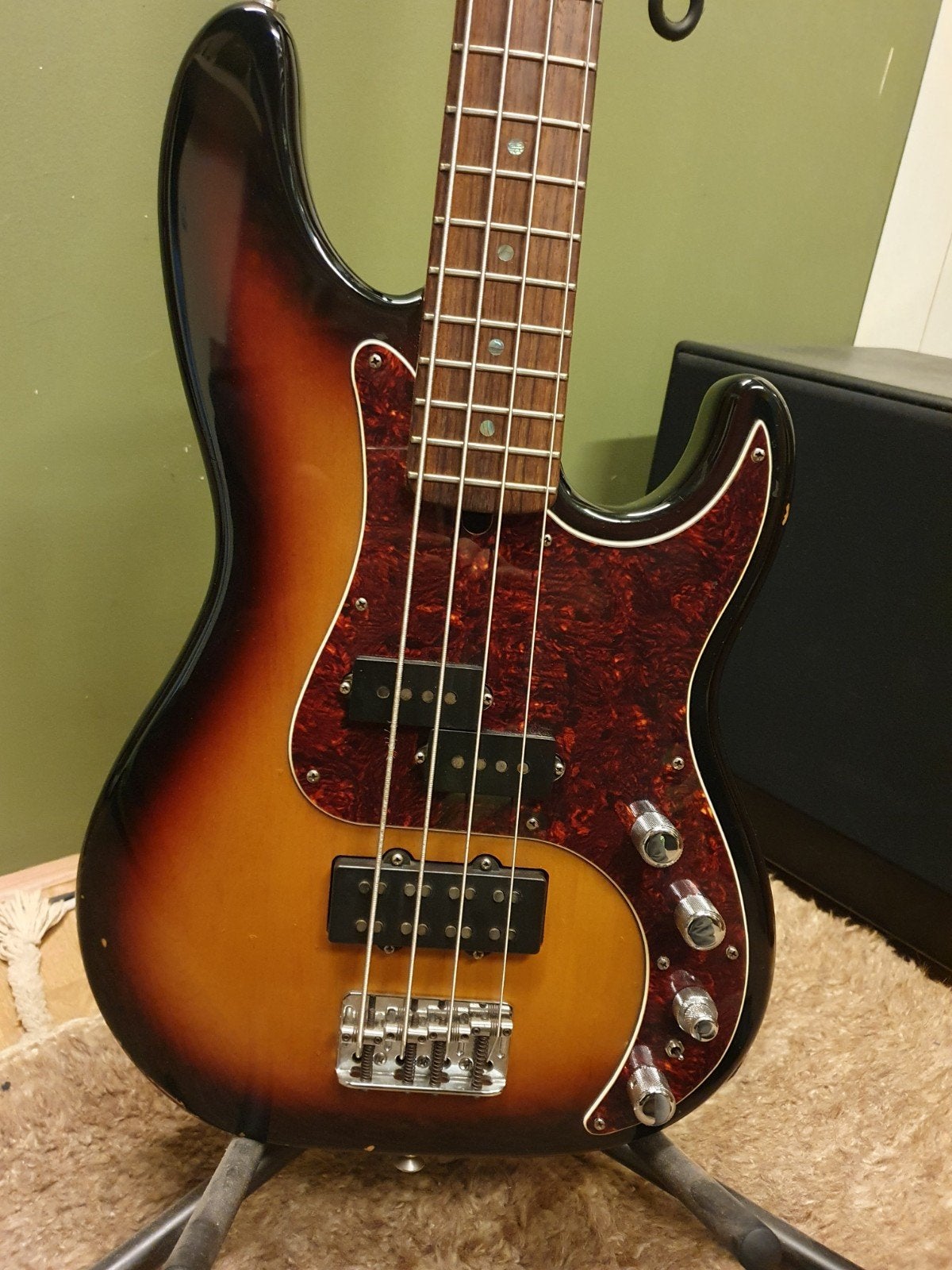 Fender Precision Deluxe USA, Musique & Instruments, Enlèvement
