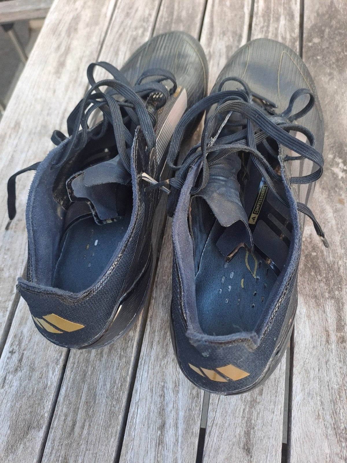 chaussures de football d'occasion, adidas F 50, Enlèvement ou Envoi, Utilisé, Chaussures