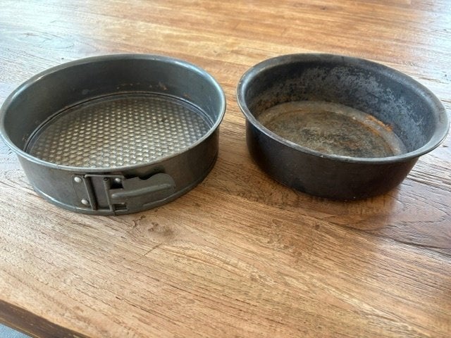 2 moules à pâtisserie, Enlèvement ou Envoi, Utilisé, Gâteaux et Tartes, Moule