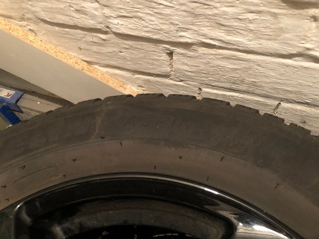 Kit 4 roues hiver 16" Jantes Alu + Michelin Alpin 6, Autos : Pièces & Accessoires, Pneus et Jantes, Pneus hiver, 16 pouces, Véhicule de tourisme