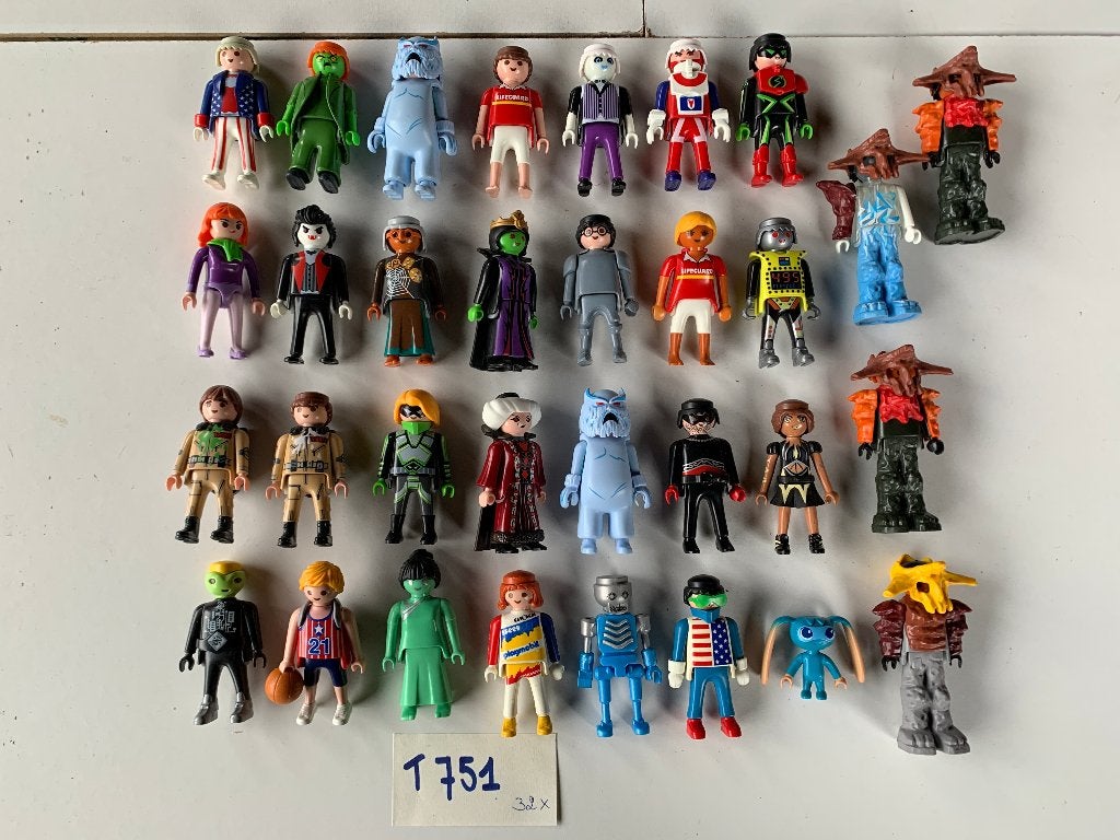 PLAYMOBIL T751: SUPERLOT 32 SPECIALS, Losse onderdelen, Special plus, Ophalen of Verzenden, Zo goed als nieuw