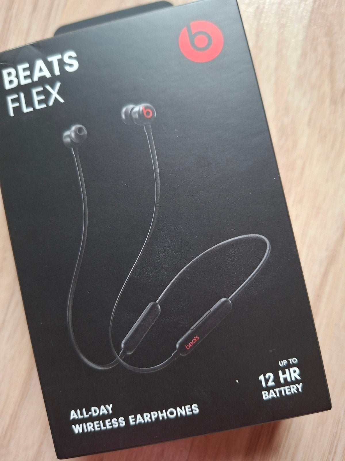 Splinternieuwe Draadloze Bluetooth oortjes (BEATS), TV, Hi-fi & Vidéo, Neuf, Bluetooth, Beats, Noir