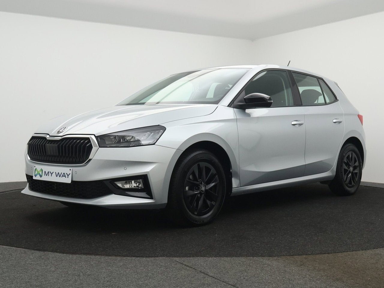 Skoda Fabia Fabia 1.0i Selection *APP CONNECT*PDC*ZETELVERWA, Autos, Argent ou Gris, Achat, Assistance au freinage d'urgence, Boîte manuelle