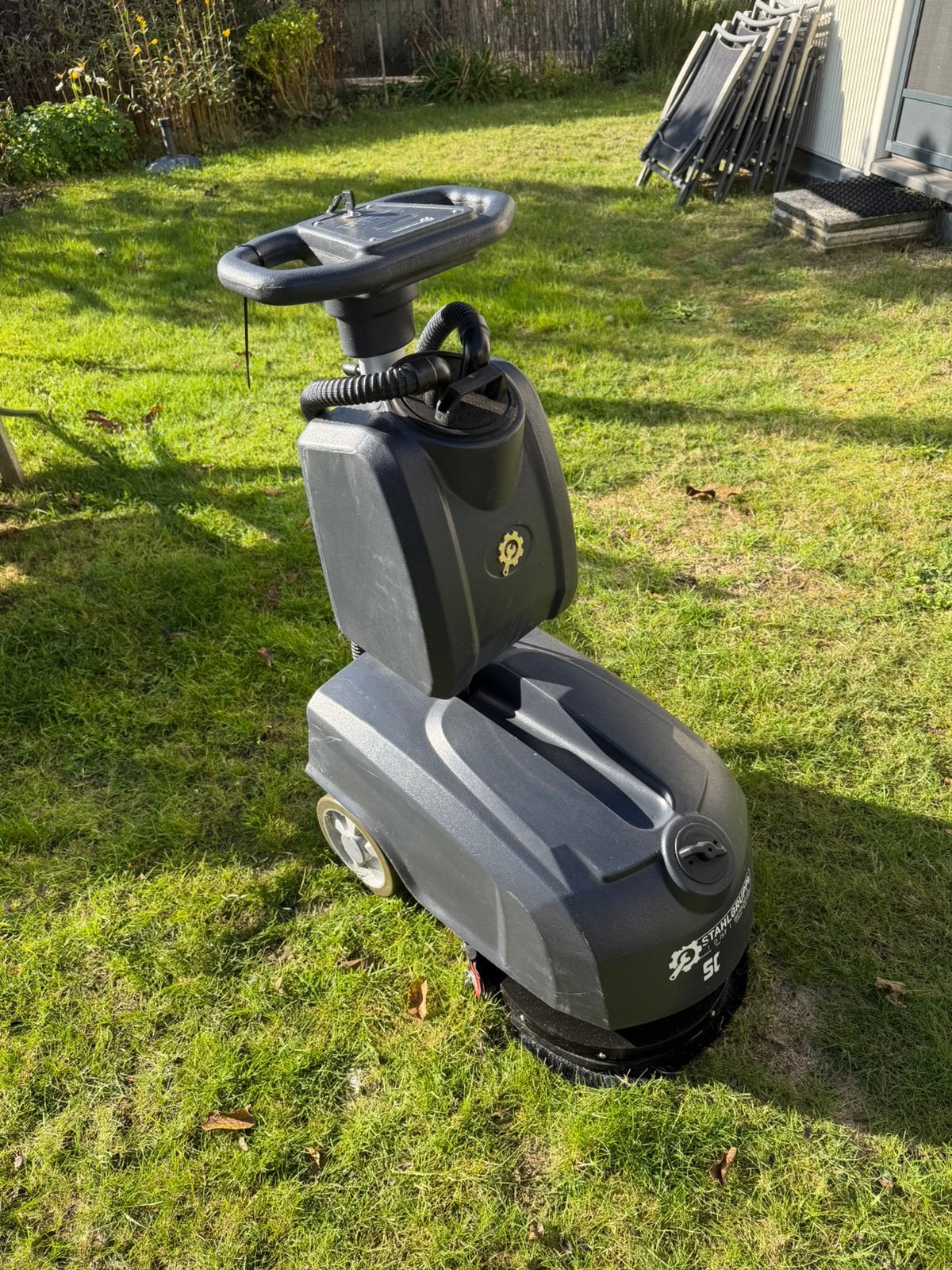 Vloerschrobmachine SGM-30, Ophalen of Verzenden, Zo goed als nieuw, Schrobmachine