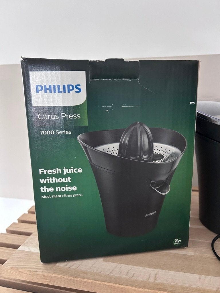 Philips Citrus Press 7000 HR2752/90 – zo goed als nieuw, Elektrisch, Citruspers, Ophalen of Verzenden, Zo goed als nieuw