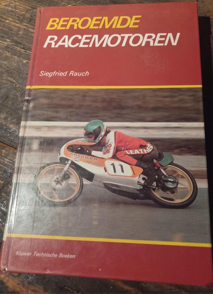 Boek bekende racemotoren Siegfried Rauch, Ophalen of Verzenden