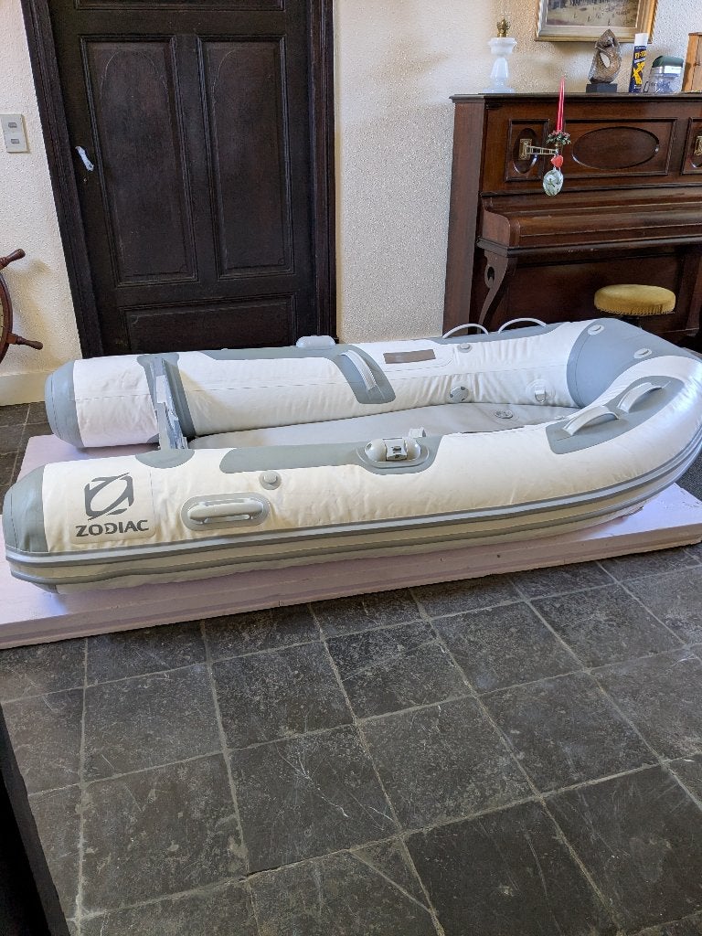 opblaasbare rubberboot Zodiac Cadet 230 Aero, Watersport en Boten, Ophalen, Zo goed als nieuw, Peddels, Zodiac