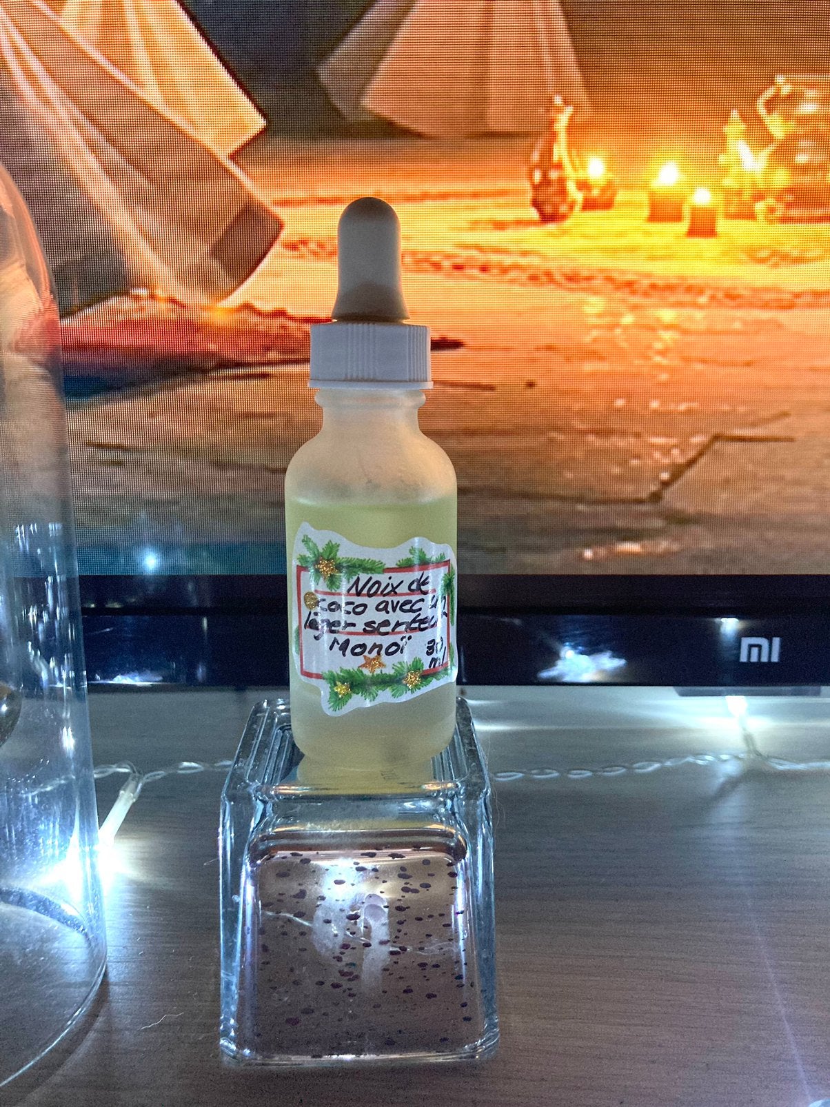 Huile aux noix de coco avec légère senteur Monoï - Fait Main, Bijoux, Sacs & Beauté, Enlèvement ou Envoi, Neuf, Soin des cheveux ou Soin réparateur des cheveux