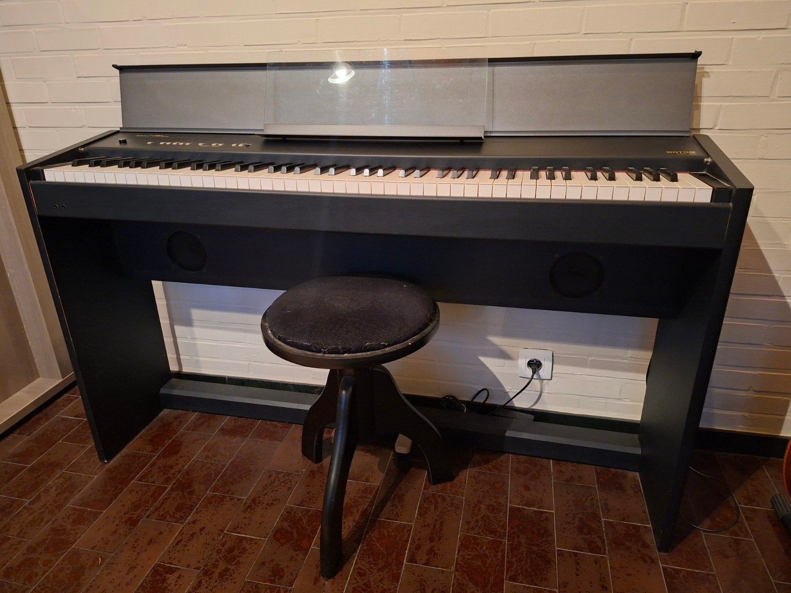 Roland digitale piano F-100, Muziek en Instrumenten, Ophalen, Piano