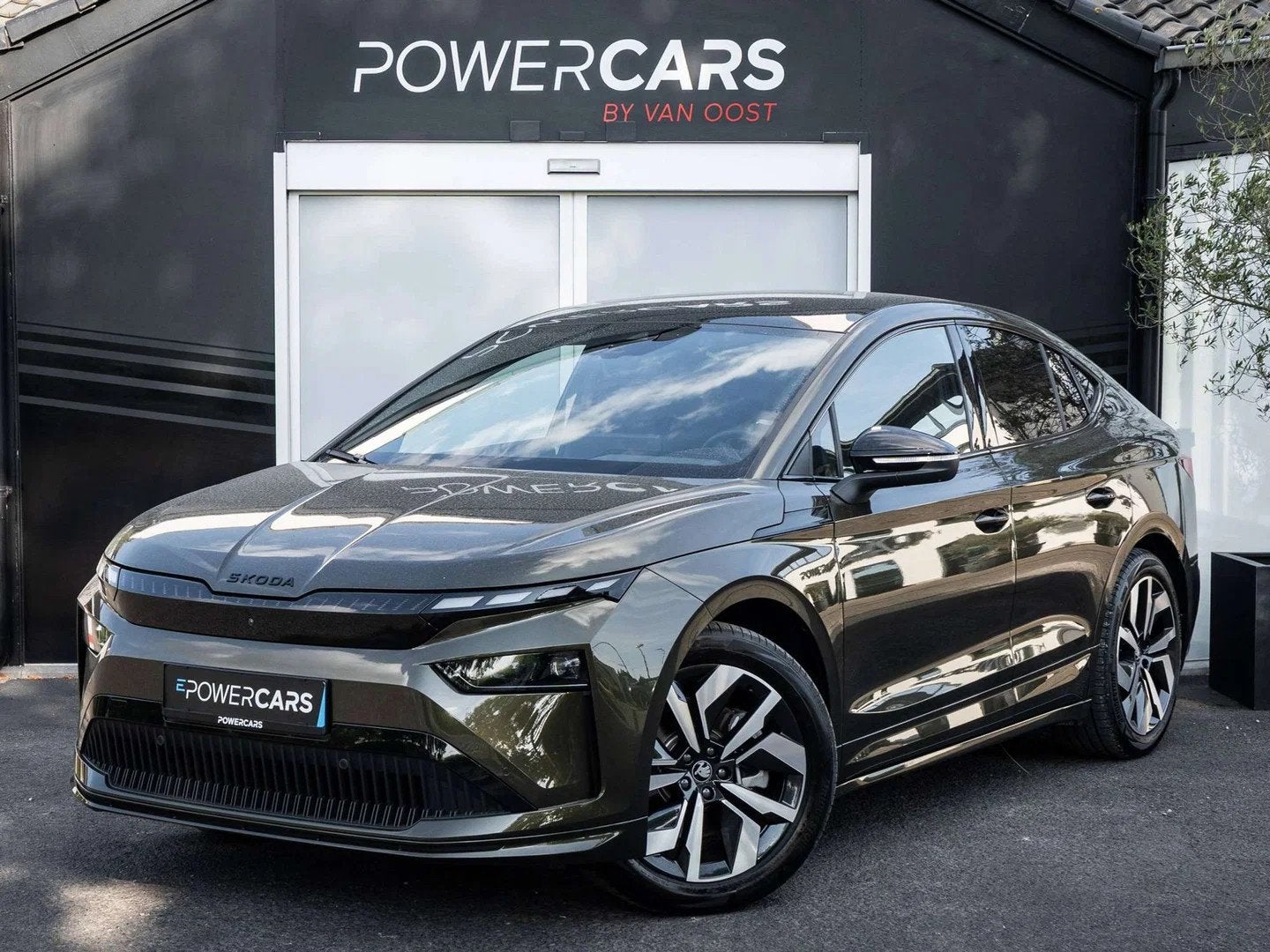 Skoda Enyaq Coupé 85 Sportline | Pano | Massage |, Auto's, Skoda, Automaat, Gebruikt, Zwart, Alcantara
