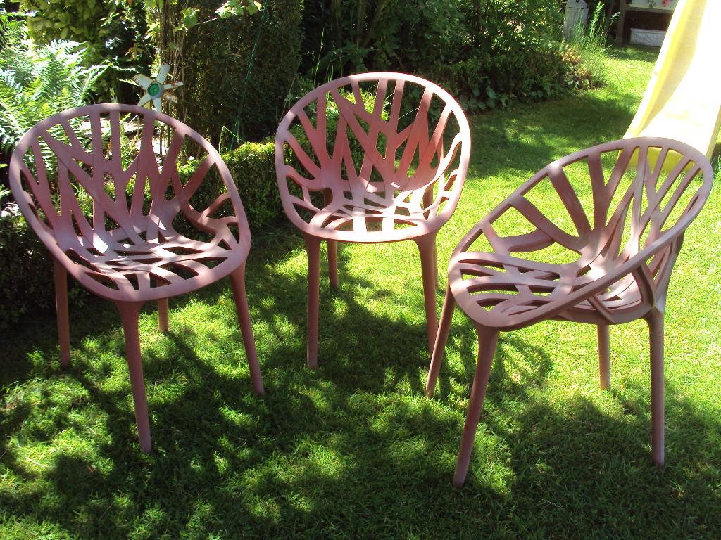 Set van 3 design stoelen VITRA VEGETAL. Kleur baksteen., Ophalen, Stapelbaar