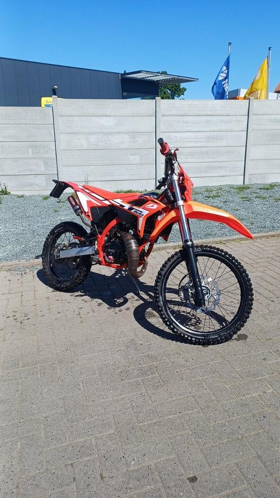 Beta rr 50 enduro, Fietsen en Brommers, Ophalen