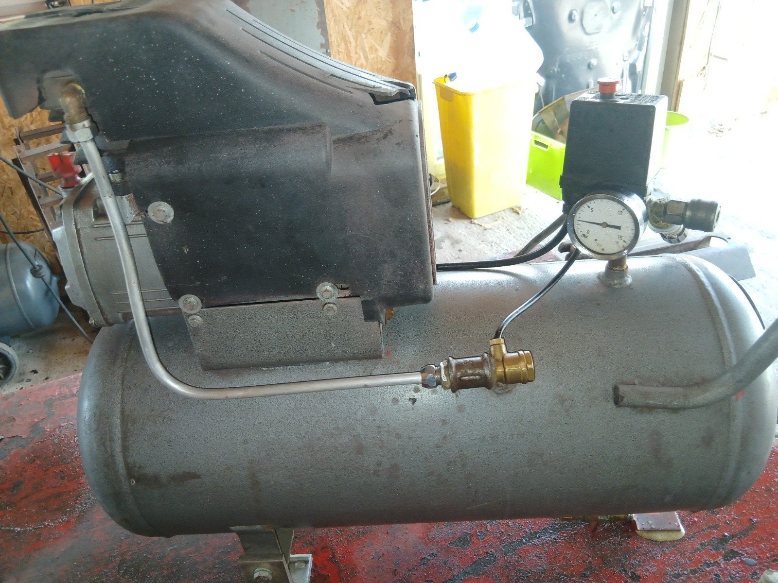 compresseur 50l 10bar, 25 à 100 litres, Enlèvement, Utilisé, 10 bars ou plus