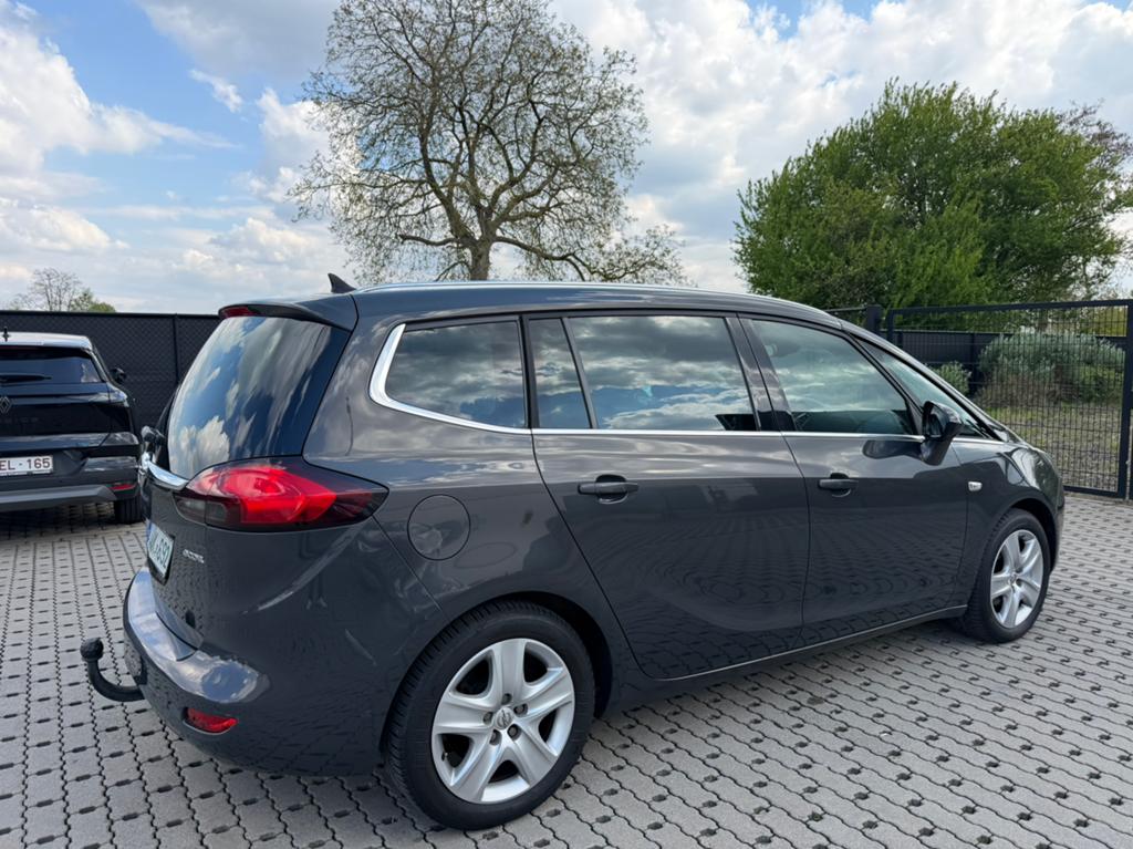 Opel Zafira 1.6 tdci jaar 2016 km 99000, Euro 6, Bedrijf, 5 deurs, Parkeersensor