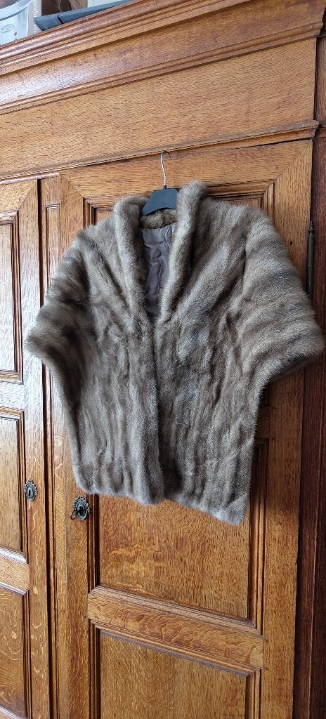 Etole en vison des années '50 - '60 en parfait état, Vêtements | Femmes, Taille 38/40 (M), Comme neuf, Enlèvement, Autres types