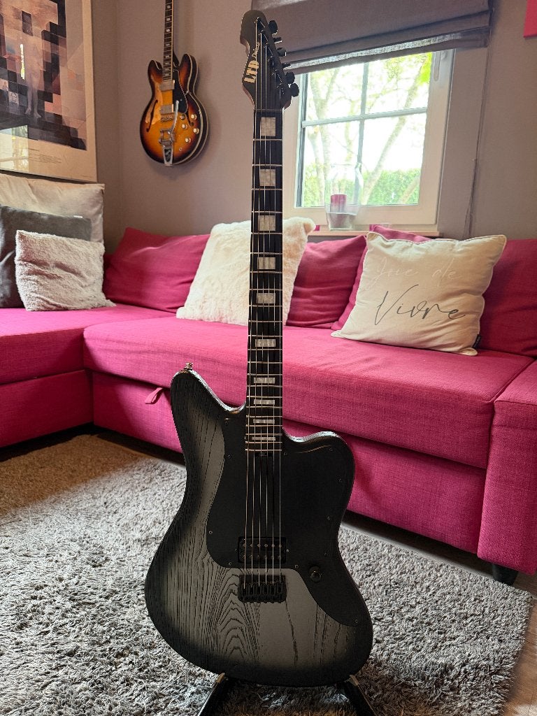 Guitare ESP LTD XJ-1 Baritone, Musique & Instruments, Enlèvement ou Envoi, Comme neuf, Solid body