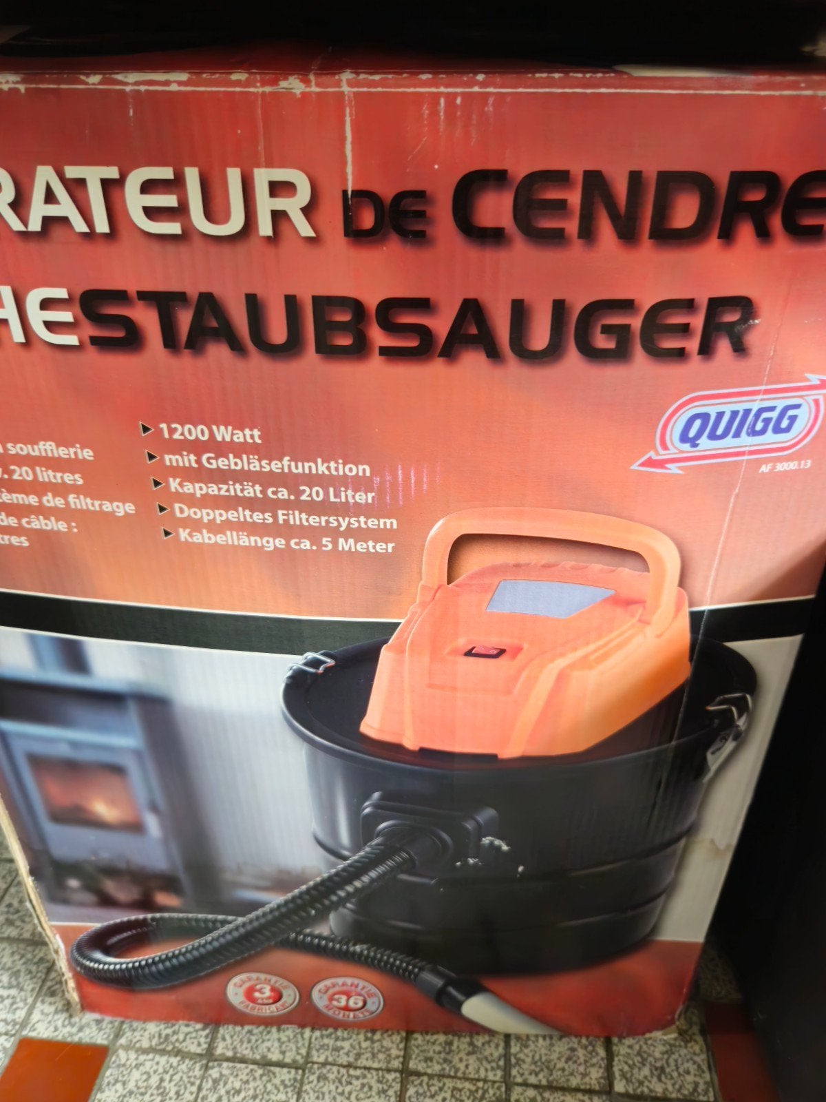 Seau à cendres pour aspirateur, Enlèvement