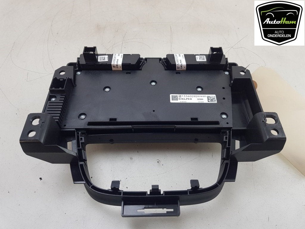 PANNEAU DE COMMANDE RADIO Astra J (PC6 / PD6 / PE6 / PF6), Utilisé, Opel