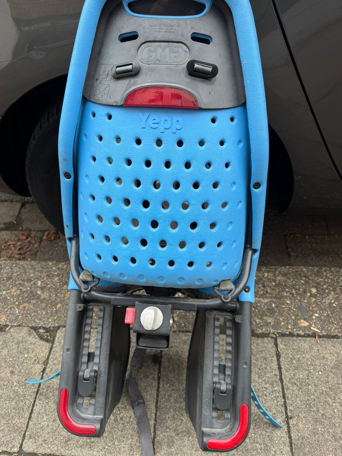 Kinder stolen van fiets, Ophalen, Zo goed als nieuw