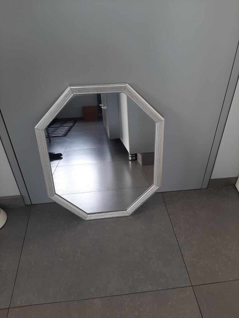 Miroir décoratif en bon état, installation gratuite, Enlèvement ou Envoi, Comme neuf, Moins de 50 cm, Moins de 100 cm