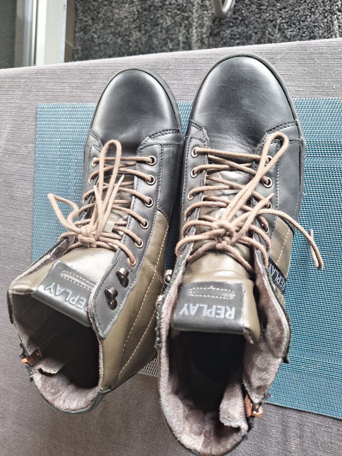 Schoenen Diesel, Ophalen, Zo goed als nieuw