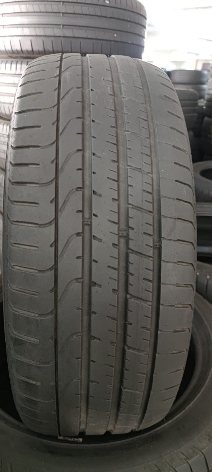 24540r20 245 40 r20 245/40/r20 pirelli avec montage, Enlèvement ou Envoi