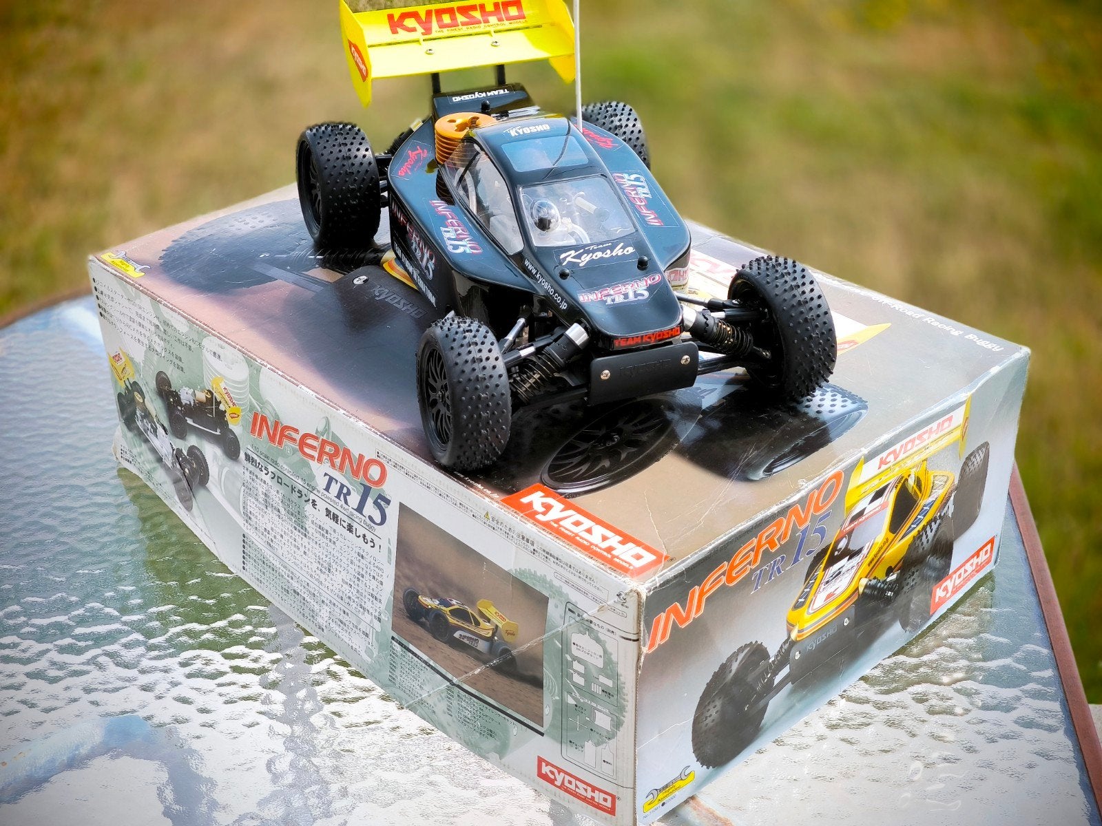 Kyosho RC Buggy Inferno Tr15 1/10 complet année 2000, Échelle 1:10, Enlèvement ou Envoi, Voiture off road, Comme neuf